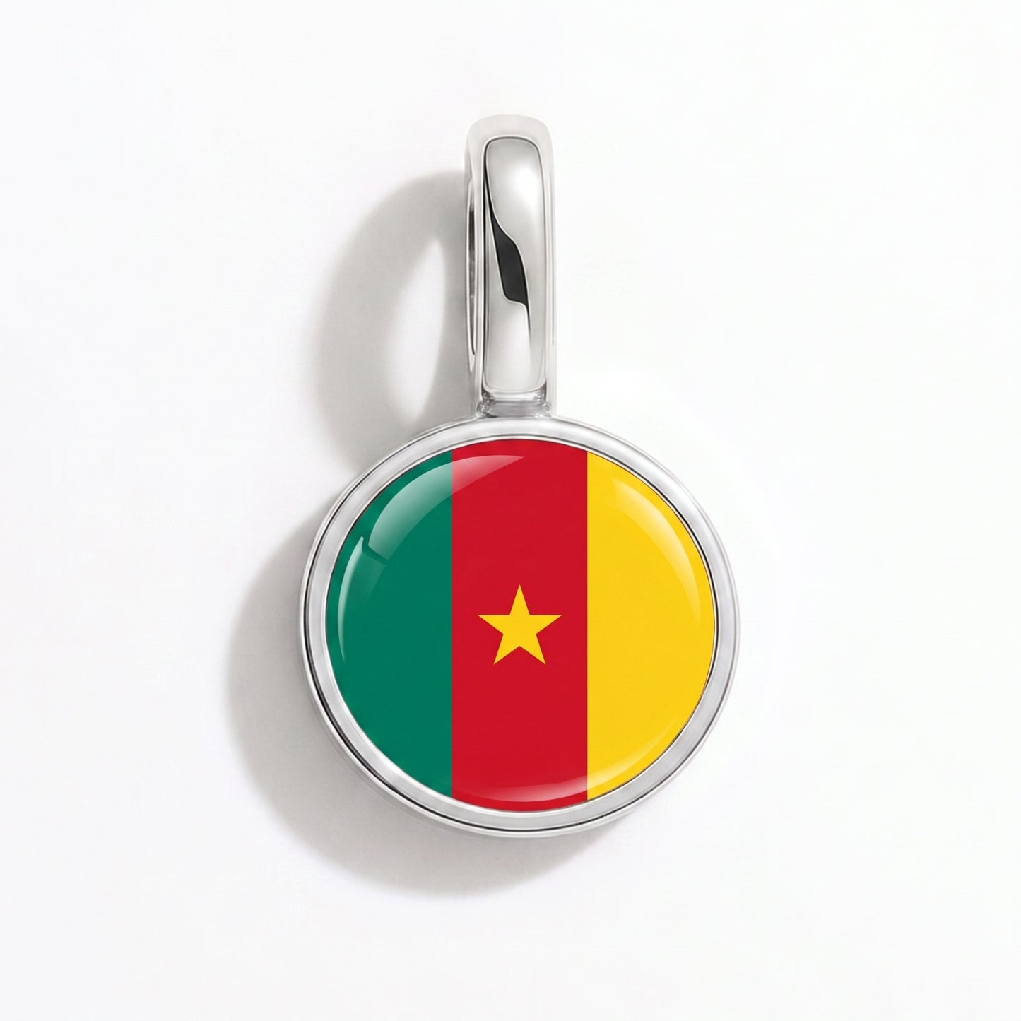 Flaggcharm Kamerun – rund silver