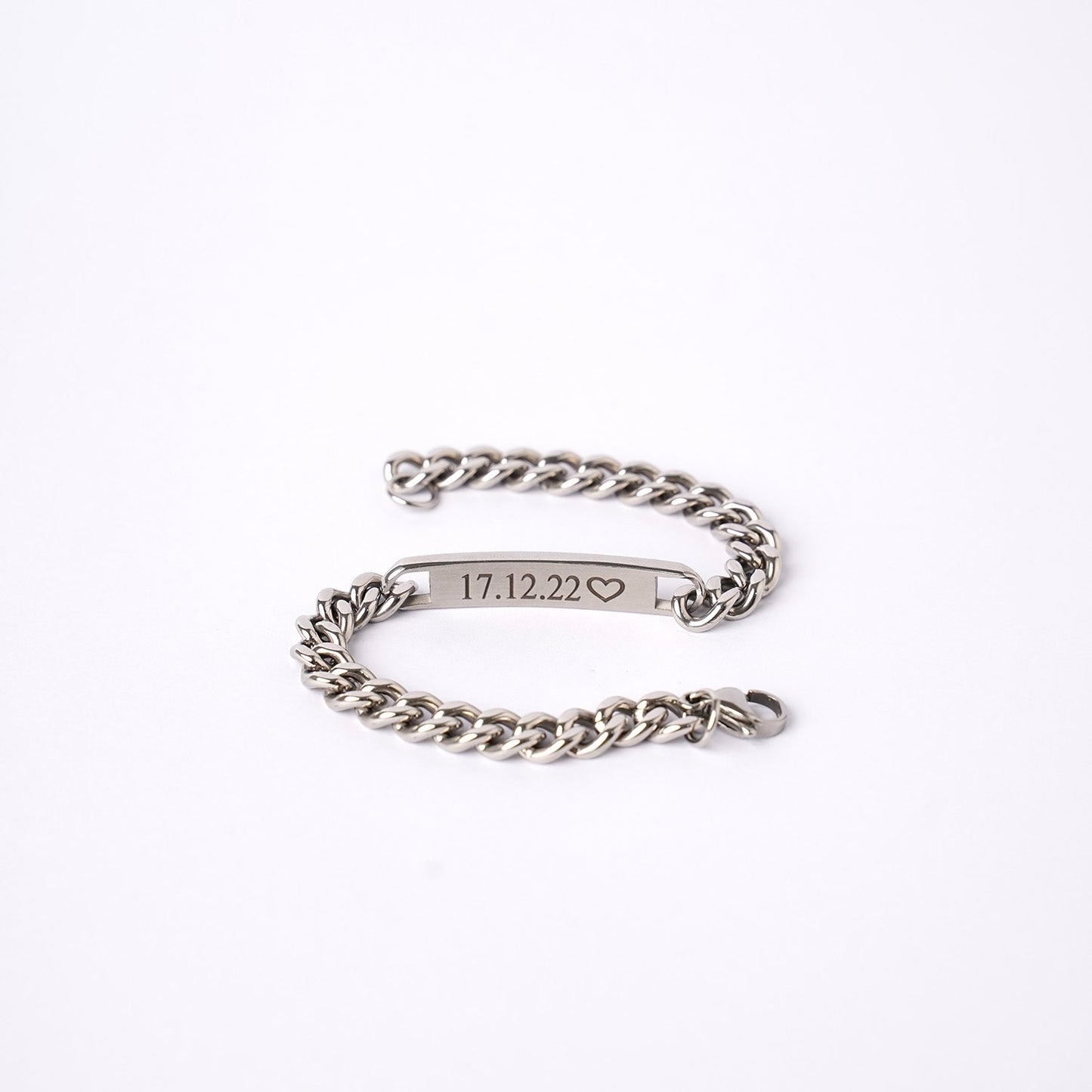 Partnerarmband med gravyr