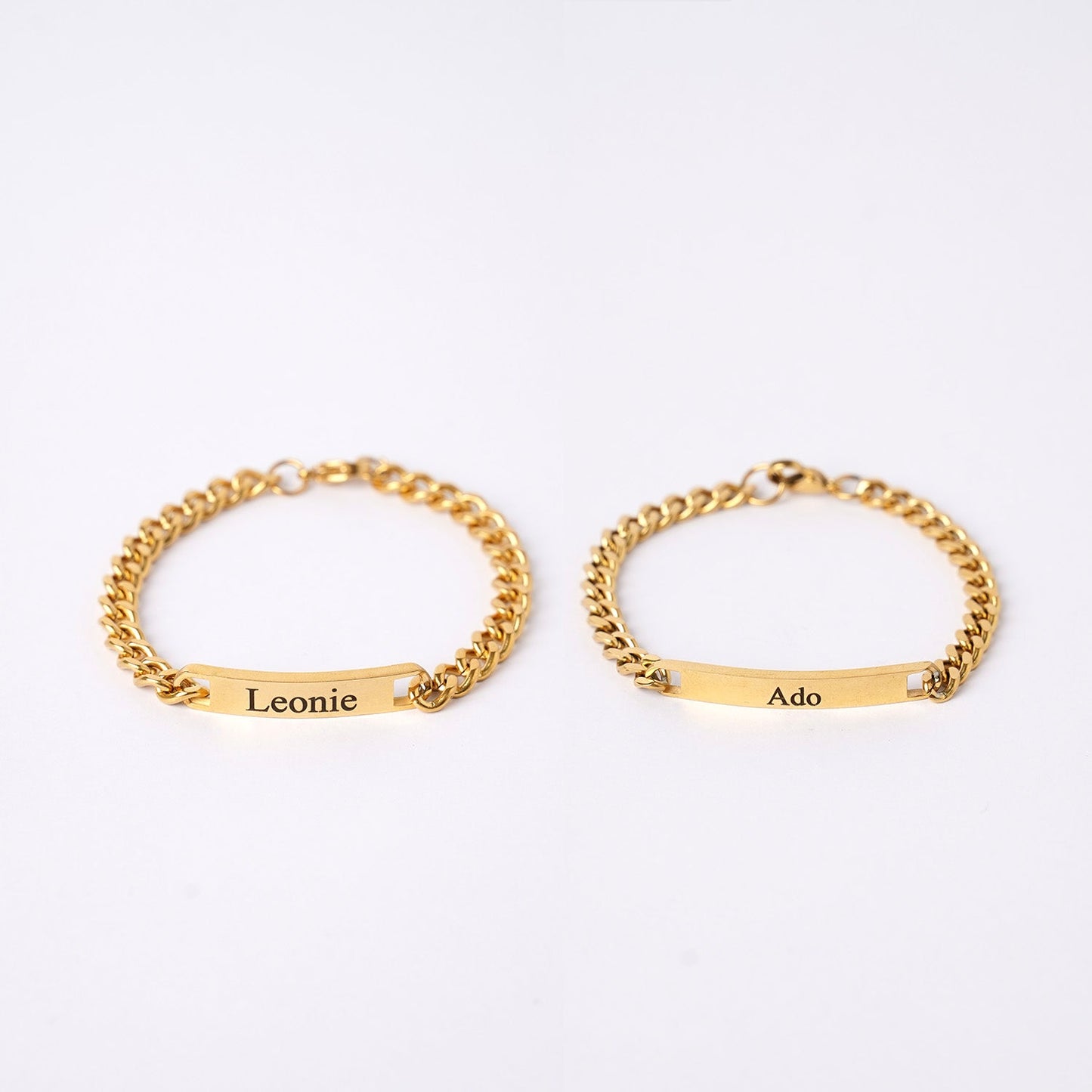 Partnerarmband med gravyr