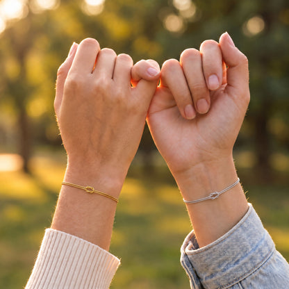 Forever Knot-armband – guld & silver – bästa vänner, lillfingerlöfte